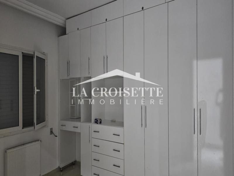 Appartement S+3 à La Soukra